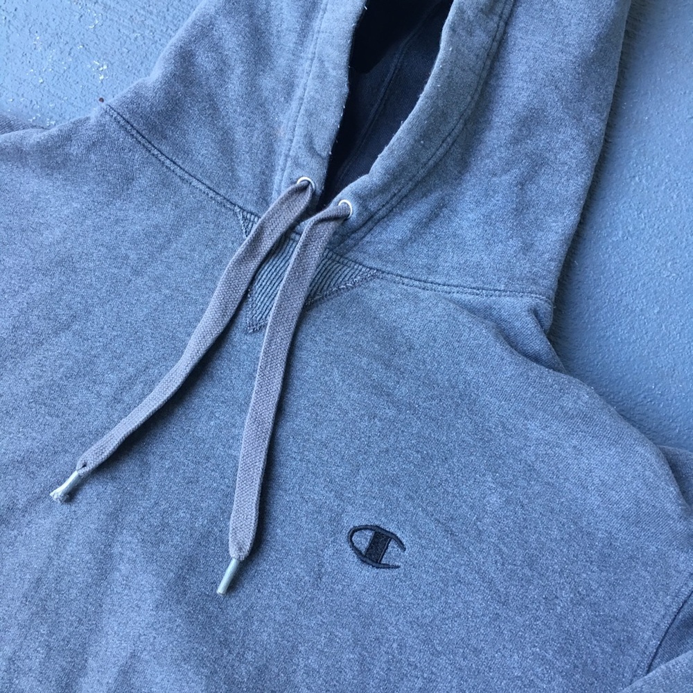 ❌SOLD❌Grey champion hoodie - Picture 2 of 4